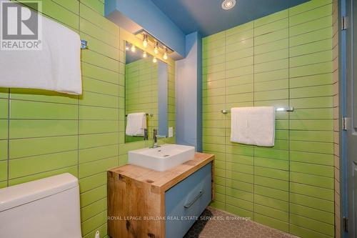 576 Byngmount Avenue, Mississauga, ON - Indoor Photo Showing Bathroom