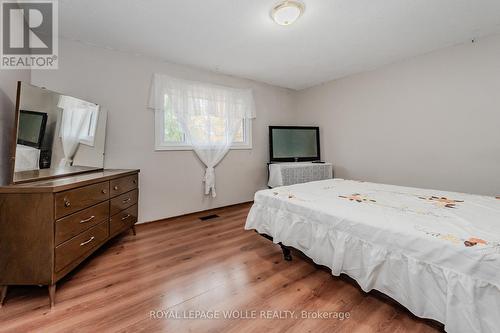 81 Dalegrove Drive, Kitchener, ON - Indoor Photo Showing Bedroom