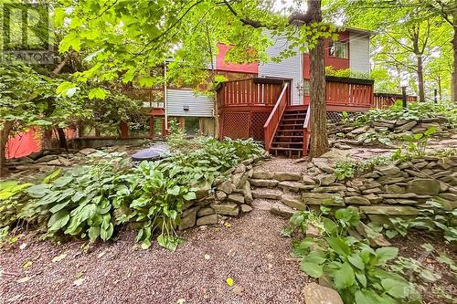 19 Fairhaven Way, Ottawa, ON - Outdoor