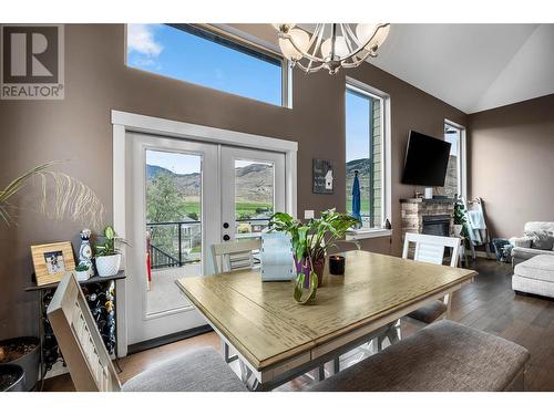 8774 Badger Drive, Kamloops, BC - Indoor