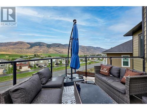 8774 Badger Drive, Kamloops, BC - Outdoor With View With Exterior