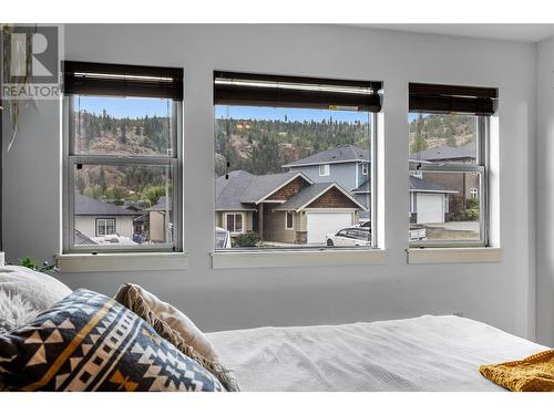 8774 Badger Drive, Kamloops, BC - Indoor Photo Showing Bedroom