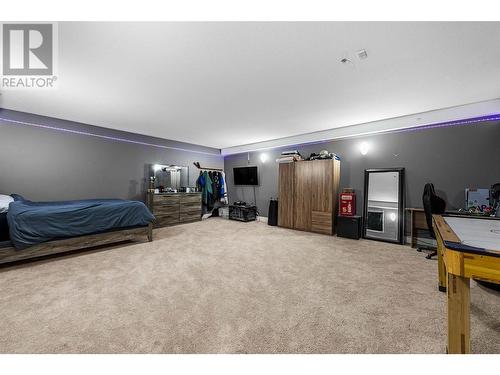 8774 Badger Drive, Kamloops, BC - Indoor Photo Showing Bedroom