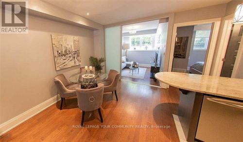 33 - 8169 Kipling Avenue, Vaughan, ON - Indoor Photo Showing Dining Room