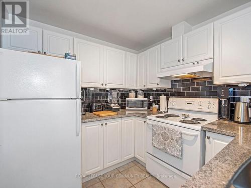 207 - 4198 Dundas Street W, Toronto, ON - Indoor Photo Showing Kitchen