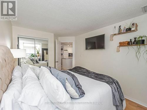 207 - 4198 Dundas Street W, Toronto, ON - Indoor Photo Showing Bedroom