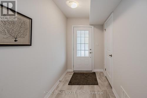 2B - 115 South Creek Drive, Kitchener, ON - Indoor Photo Showing Other Room