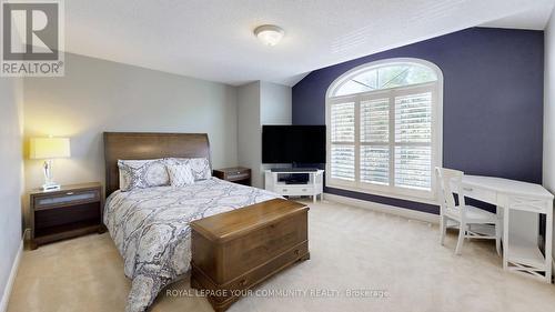 188 Coon'S Road, Richmond Hill, ON - Indoor Photo Showing Bedroom