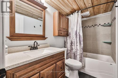 25 Nicholson Drive, Uxbridge, ON - Indoor Photo Showing Bathroom