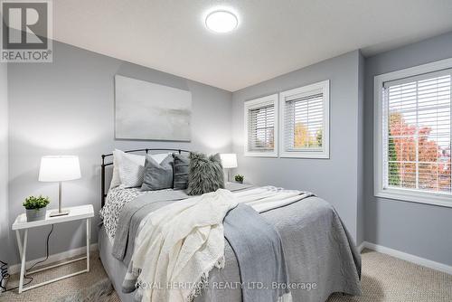 107 Shady Lane Crescent, Clarington (Bowmanville), ON - Indoor Photo Showing Bedroom