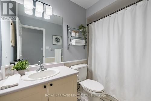 107 Shady Lane Crescent, Clarington (Bowmanville), ON - Indoor Photo Showing Bathroom