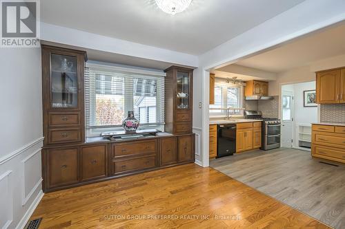 1 Roland Lane, London, ON - Indoor Photo Showing Kitchen