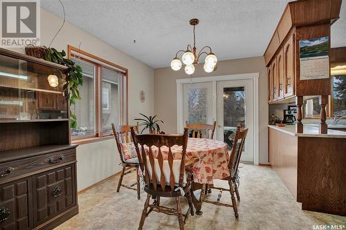 2405 Haultain Avenue, Saskatoon, SK - Indoor Photo Showing Dining Room