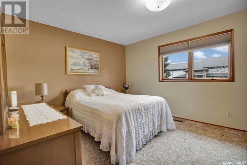 2405 Haultain Avenue, Saskatoon, SK - Indoor Photo Showing Bedroom