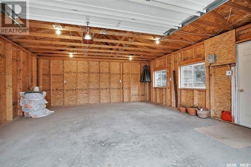 2405 Haultain Avenue, Saskatoon, SK - Indoor Photo Showing Garage