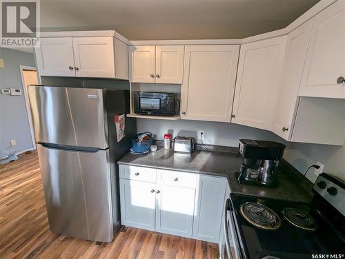 105 Haichert Street, Warman, SK - Indoor Photo Showing Kitchen