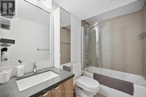 1801 - 155 Yorkville Avenue, Toronto, ON - Indoor Photo Showing Bathroom