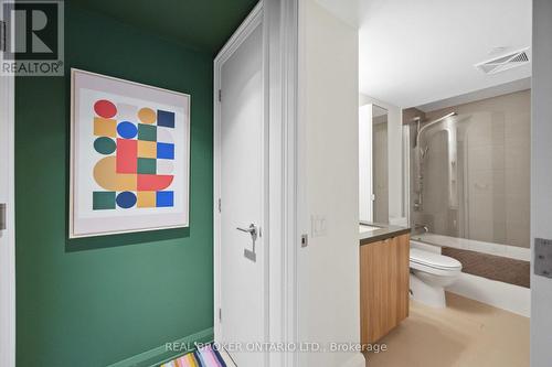 1801 - 155 Yorkville Avenue, Toronto, ON - Indoor Photo Showing Bathroom