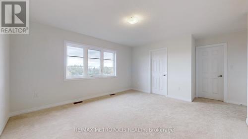 135 Flood Avenue, Clarington, ON - Indoor Photo Showing Other Room