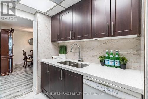 1708 - 65 Huntingdale Boulevard, Toronto, ON - Indoor Photo Showing Kitchen With Double Sink