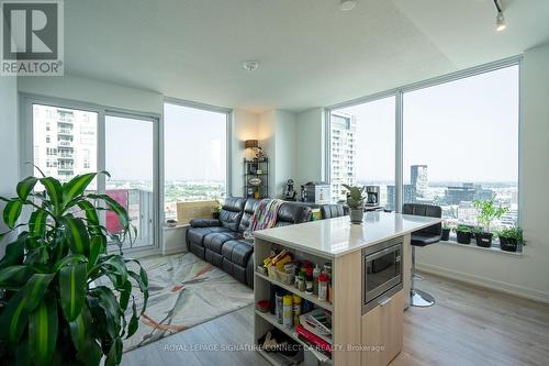 2009 - 20 Tubman Avenue, Toronto, ON - Indoor Photo Showing Living Room