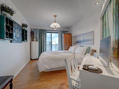 Chambre Ã Â coucher - 1408-70 Rue De La Barre, Longueuil (Le Vieux-Longueuil), QC - Indoor Photo Showing Bedroom