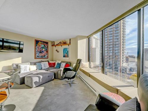 Salon - 1408-70 Rue De La Barre, Longueuil (Le Vieux-Longueuil), QC - Indoor Photo Showing Living Room