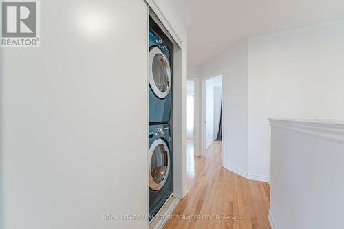 69 - 7222 Triumph Lane, Mississauga, ON - Indoor Photo Showing Laundry Room