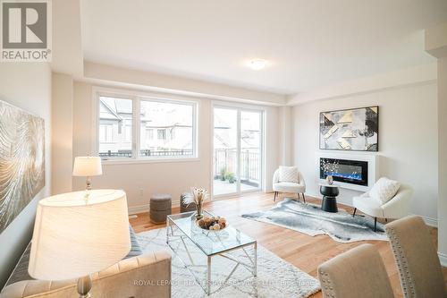 3321 Sixth Line, Oakville, ON - Indoor Photo Showing Living Room With Fireplace