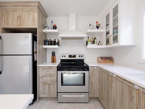 Cuisine - 95 Rue Des Merles, Sainte-Clotilde, QC - Indoor Photo Showing Kitchen