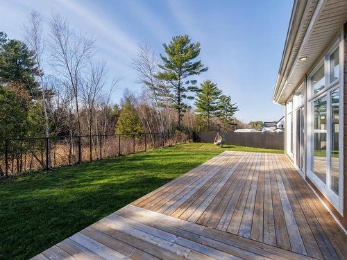 Terrasse - 95 Rue Des Merles, Sainte-Clotilde, QC - Outdoor With Deck Patio Veranda