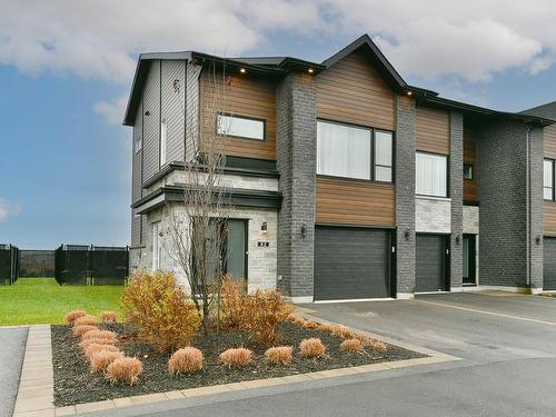 Frontage - 82 Rue Claude-É.-Hétu, Saint-Roch-De-L'Achigan, QC - Outdoor With Facade