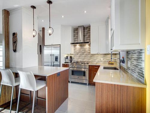 Kitchen - 1137 Rue Pierre-Mercure, Boucherville, QC - Indoor Photo Showing Kitchen With Upgraded Kitchen