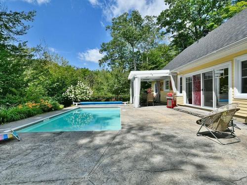 Exterior - 131 Ch. Richelieu, Montebello, QC - Outdoor With In Ground Pool