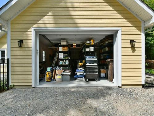 Garage - 131 Ch. Richelieu, Montebello, QC - Outdoor With Exterior