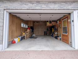 Garage - 