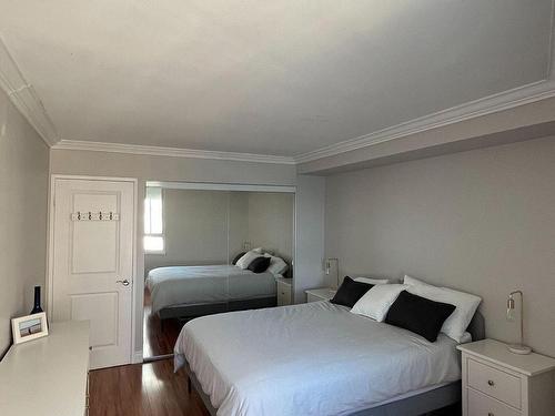 2307-270 Queens Quay W, Toronto, ON - Indoor Photo Showing Bedroom