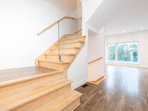 Staircase - 5925 Rue Alexandre, Brossard, QC - Indoor Photo Showing Other Room