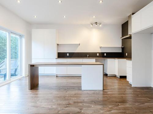 Kitchen - 5925 Rue Alexandre, Brossard, QC - Indoor Photo Showing Kitchen