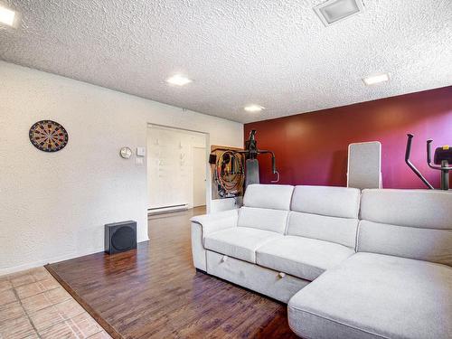 Salle familiale - 1475 Rue St-Louis, Terrebonne (Terrebonne), QC - Indoor Photo Showing Living Room