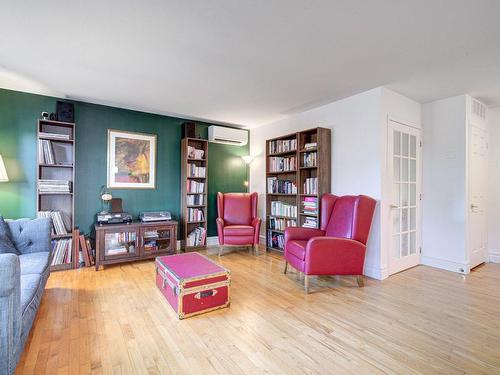 Salon - 1475 Rue St-Louis, Terrebonne (Terrebonne), QC - Indoor Photo Showing Living Room