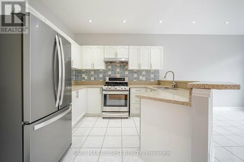 3493 Mcdowell Drive, Mississauga, ON - Indoor Photo Showing Kitchen With Stainless Steel Kitchen