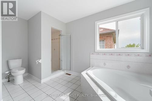 3493 Mcdowell Drive, Mississauga, ON - Indoor Photo Showing Bathroom