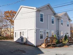 39A Leaman Drive  Dartmouth, NS B3A 2L1