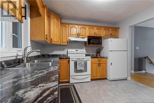 14 Kenview Drive, Moncton, NB - Indoor Photo Showing Kitchen With Double Sink