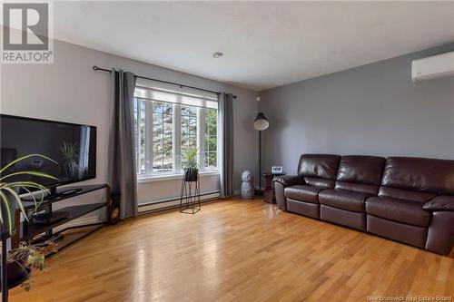 14 Kenview Drive, Moncton, NB - Indoor Photo Showing Living Room