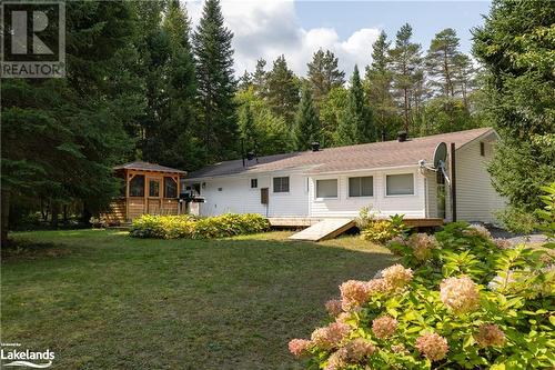 1098 Lawrence Pit Road, Muskoka Lakes, ON - Outdoor