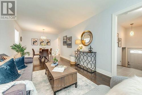 76 Athol Avenue, Toronto, ON - Indoor Photo Showing Living Room