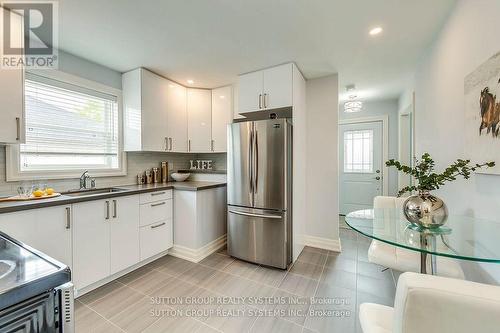 76 Athol Avenue, Toronto, ON - Indoor Photo Showing Kitchen With Upgraded Kitchen