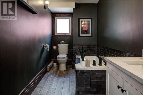 249 College Street, Sudbury, ON - Indoor Photo Showing Bathroom